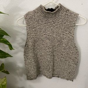 Grey Knitted Sleeveless Turtleneck